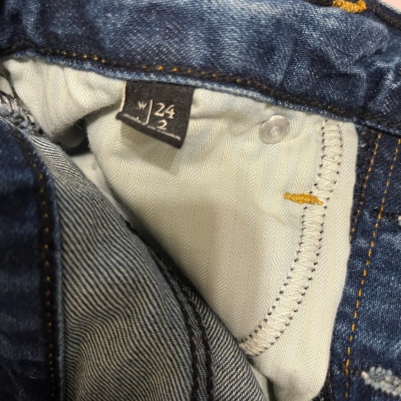 High Rise Ripped Short by Abercrombie & Fitch - Picture 3 of 4